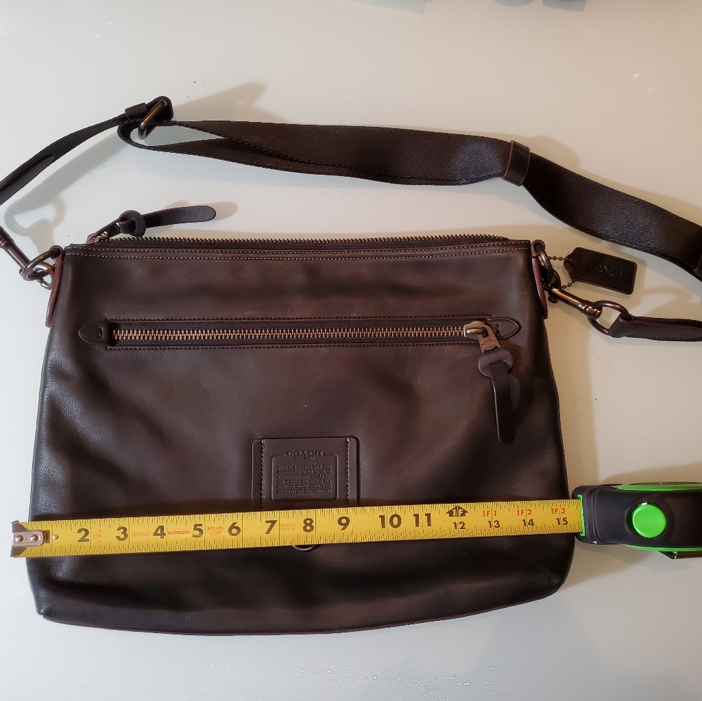 Coach Leather Crossbody / Shoulder Messenger Bag - Picture 2 of 6